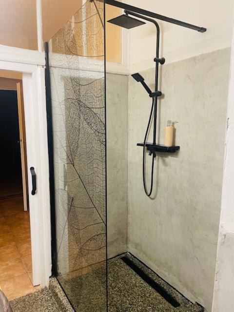 Apartman Lucian Prag Exterior foto