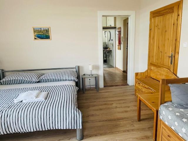 Apartman Lucian Prag Exterior foto
